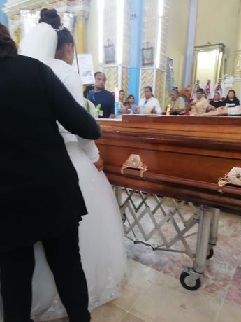 Así fue vista la joven mujer que esperaba casarse pero una semana antes atropellaron a su prometido / Especial