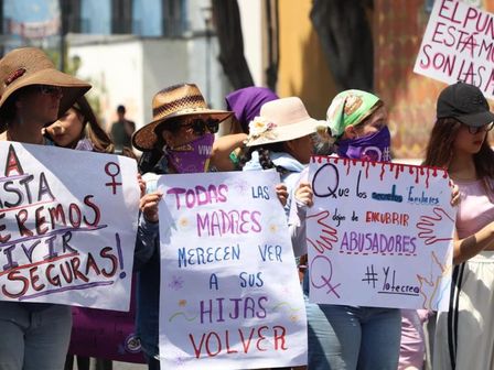 El colectivo 'We R Women On Fire', marchó del Gallito y hasta la Fiscalía General del estado de Puebla / Melanie Torres