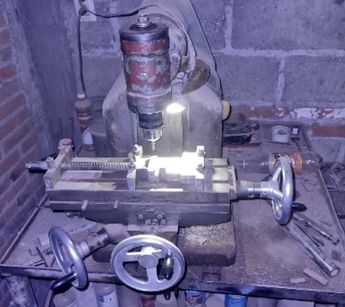 Taller de armas hallado durante cateo en Atlixco, Puebla / Cortesía