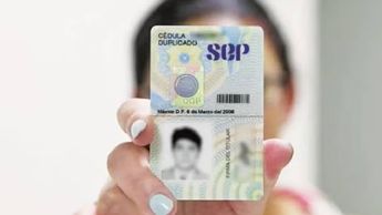 La cédula profesional se puede tramitar en línea,  únicamente verificando si el título fue expedido a partir del 1 de octubre del 2018.