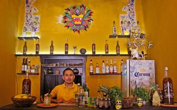 Mezcalería 'El Amante' de Atlixco, Puebla / Andrés Lobato.