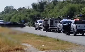 Dos cuerpos fueron encontrados a un lado de la Carretera a Los Ramones, Nuevo León. | Agustín Martínez
