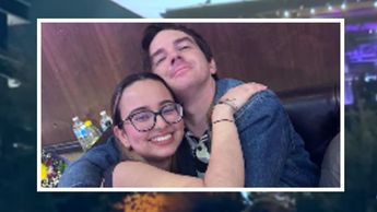 Drake Bell se toma fotos con saltillenses.