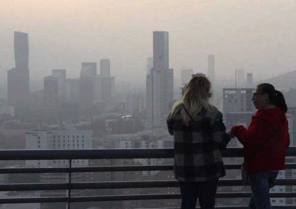 Doce de 15 estaciones registran mala calidad del aire en Área Metropolitana de Monterrey