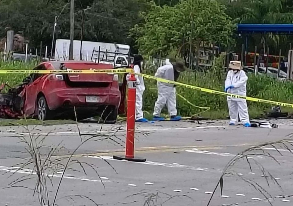 La mujer fallecida tripulaba como acompañante un automóvil marca Mazda en color rojo. | Agustín Martínez