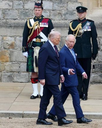 Donald Trump acompañado por el rey Carlos III. | Foto: Reuters