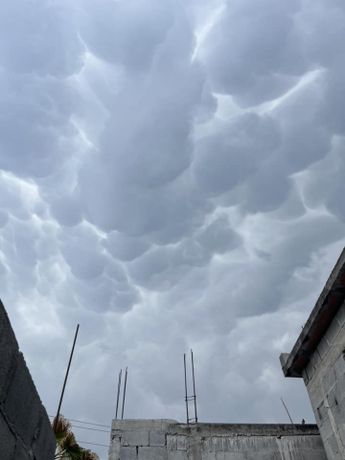 Así se vieron las extrañas nubes en Monterrey. | Especial