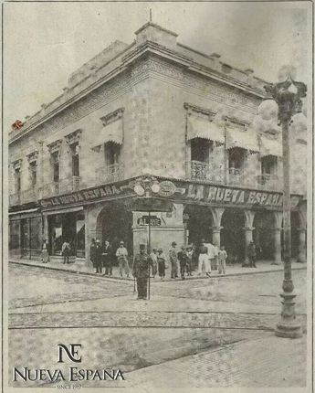 Nueva España de Puebla, almacén de ropa para hombres | Especial