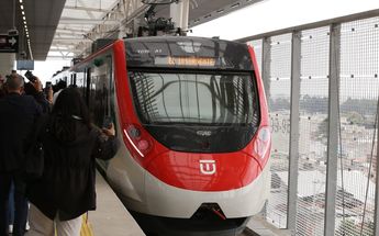 Tren Interurbano México-Toluca "El Insurgente"/ Octavio Hoyos