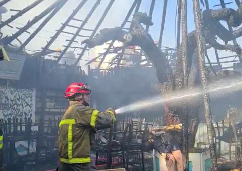 Se incendia negocio de mariscos en Allende por manguera en mal estado/ Martha Zamora