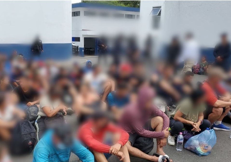 Entre los migrantes rescatados se encontraban 9 menores de edad / Twitter @INAMI