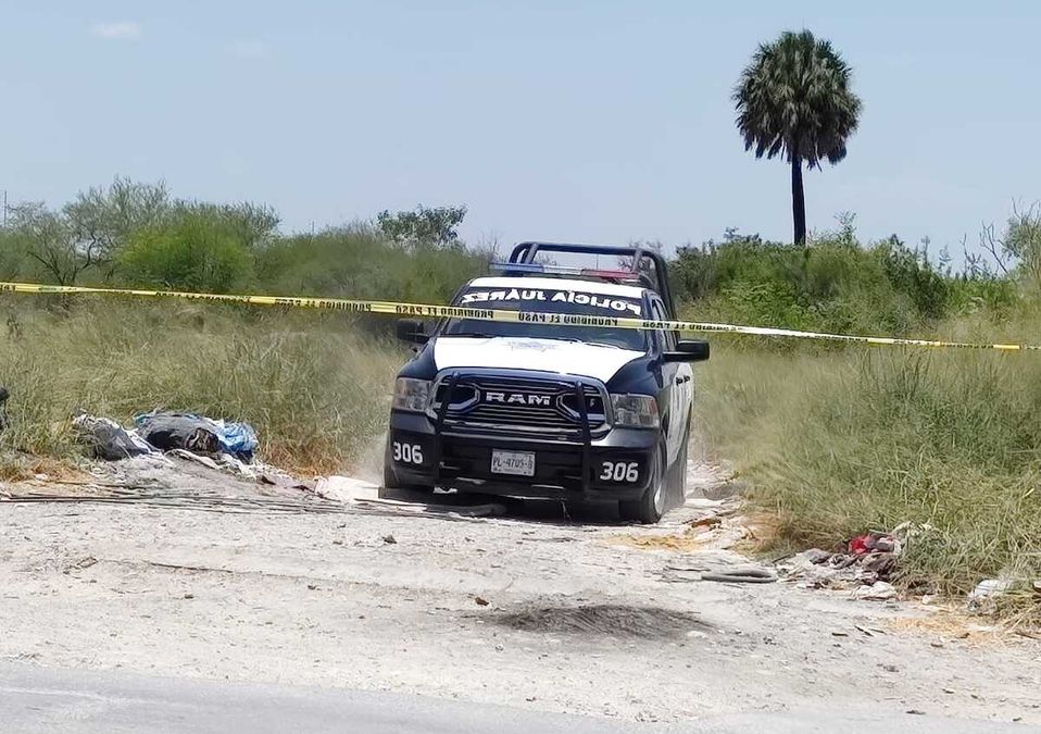 Las autoridades acordonaron la zona donde fueron hallados los restos humanos. | Agustín Martínez