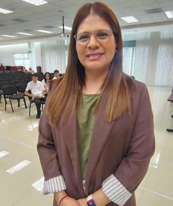 La rectora Aleida López Barrón señalo que 'nadie se queda sin estudiar' siendo el lema de la UPRA.