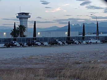 Protestan internos del penal de Apodaca; arriban unidades de Fuerza Civil / Israel Santacruz