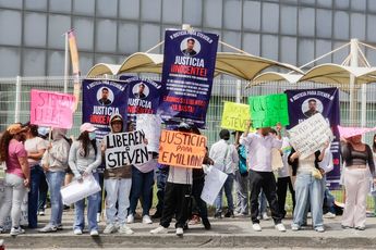 Los familiares de ambos imputados protestaron recientemente en Casa de Justicia, alegando su presunta inocencia / Agencia Es Imagen