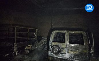 'Cuete' cae en casa y provoca el incendio de dos vehículos en municipio de Tarimoro | Cortesía