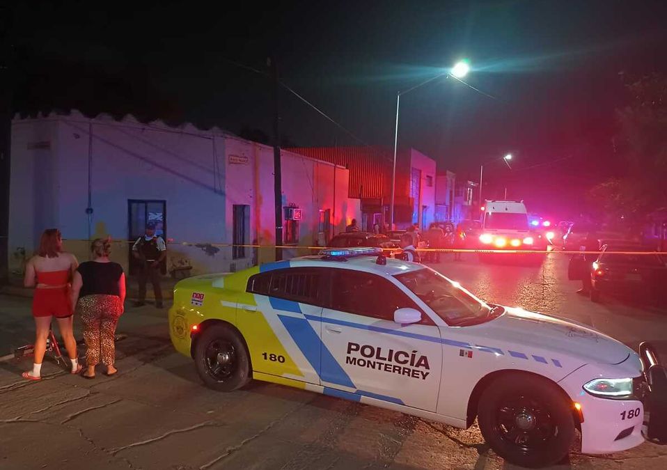 Varias mujeres también resultaron con golpes durante la pelea. | Israel Santacruz