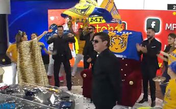 Lic. María Julia celebra triunfo de Tigres con Luis Carlos Ortiz | Especial