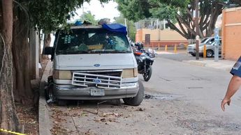 Camioneta donde encontraron a la víctima / Juan Carlos Munguía