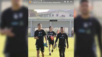 Canteranos de Tigres junto a Diego Lainez en pretemporada / Captura