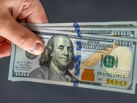 El peso mexicano logra mostrar fortaleza en los mercados internacionales. | Magnific