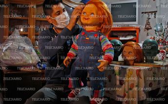 Fabrican a Chucky en Puebla / Melanie Torres.