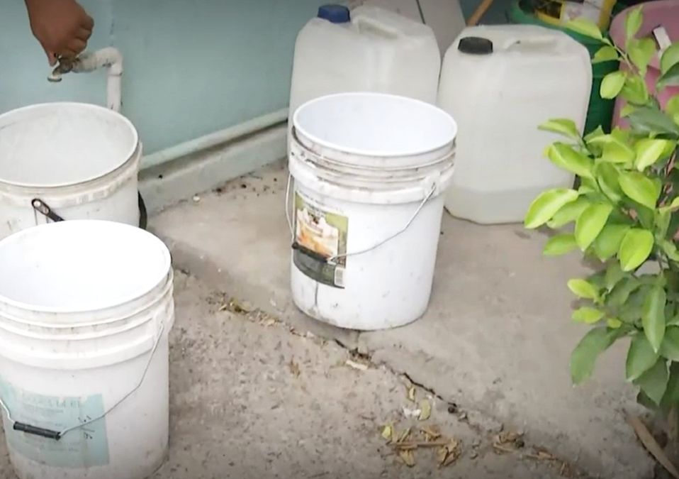 Falta de agua es un problema nuevamente para vecinos de Escobedo