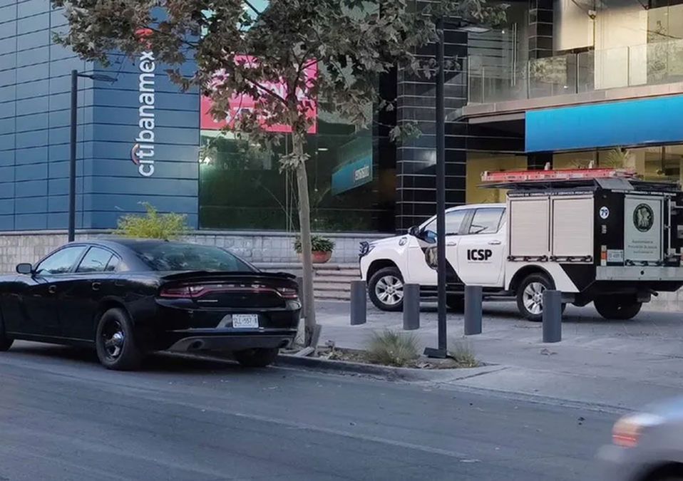 Presunto cateo provoca movilización en edificio de la colonia Del Valle, en San Pedro