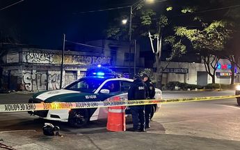 Hombre muere tras chocae en su moto en Benito Juárez / César Velázquez