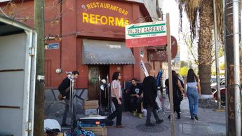 Laguneros participan en videos de Genitallica.