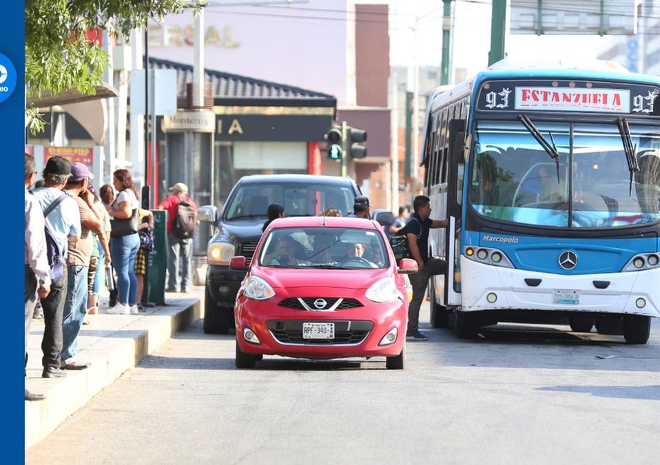 Camiones en Nuevo León | Raúl Palacios