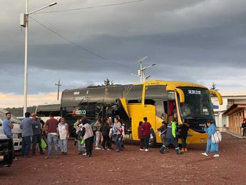 Visitantes acuden a los avistamientos de luciérnagas en Puebla / Agencia Cuartoscuro