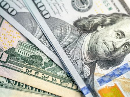 Peso mexicano se mantiene atento a inflación de EU y el dólar.
