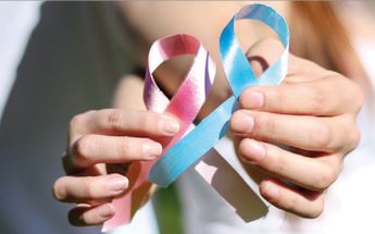 ¡Adiós tabú! El Cáncer de Mama también puede afectar a los hombres, tócate y explórate 