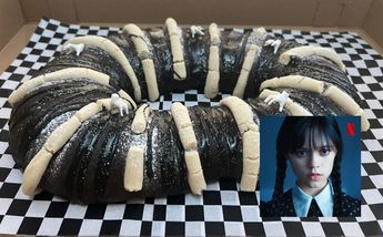 Rosca de Reyes con temática de Merlina / César García