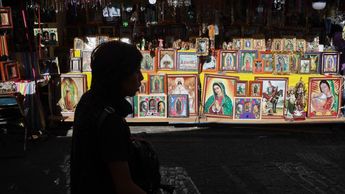 Afuera de La Villita en Puebla se realiza una verbena popular para celebrar el 12 de diciembre | Es imagen