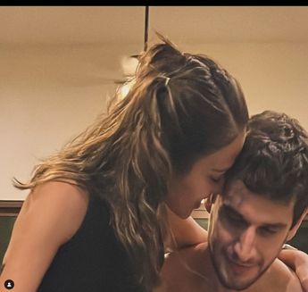 Adrián Marcelo compartió una foto junto a su esposa en su cuenta de Instagram