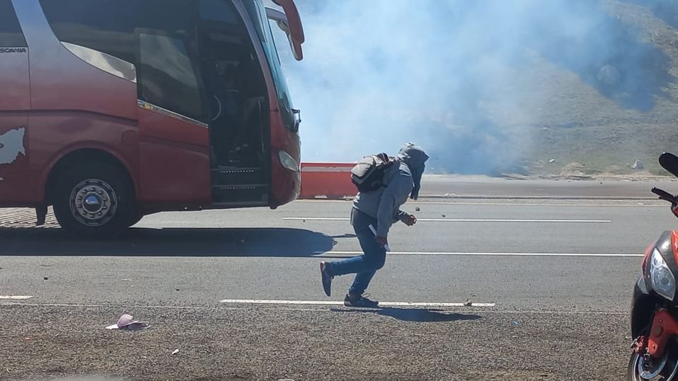 Enfrentamiento entre normalistas y Guardia Nacional / Cortesía