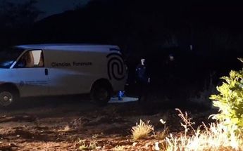 La Semefo llegó hasta el sitio para la recolección del cuerpo / Vicente Torres Alfaro