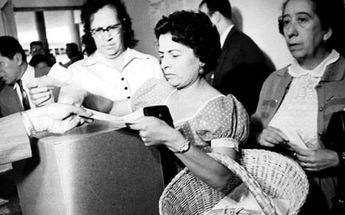 Mujeres votando en 1955 | Archivo General de la Nación