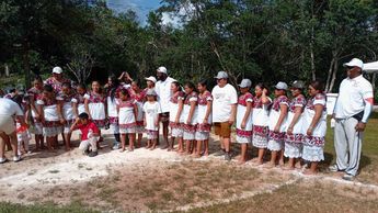 Randy Arozarena convivió con las Diablillas Mestizas de Tulum