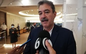 Hernán Villarreal, en contra de incrementar tarifas del transporte público en NL 