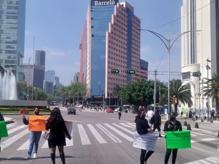 Trabajadores del SAT bloquearon diversas vialidades de la República Mexicana | Cuartoscuro