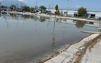Walmart inundado | Pedro Delgado
