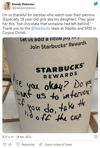 La madre de la joven agradeció a los empleados de Starbucks. / Captura.