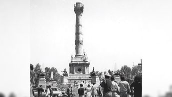 El Ángel de la Independencia se desplomó durante el sismo | Archivo