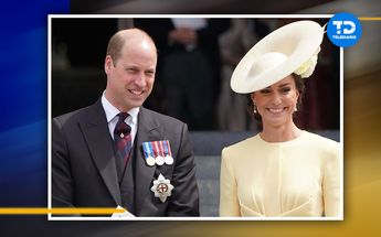 Príncipe William y su esposa Kate Middleton posando junto a sus hijos en postal navideña. | Diseño Antonio Texta