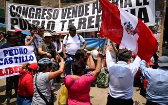 Perú mantiene fuertes protestas desde el encarcelamiento de Castillo / AFP