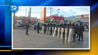 Elementos policiacos resguardan avenida ante amenaza de bloqueo por vecinos | Especial