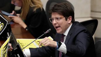 Disparan a Miguel Uribe, aspirante a la presidencia de Colombia